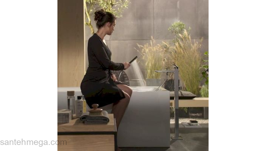 Напольный смеситель для ванны Hansgrohe Metropol 32532000. Фото